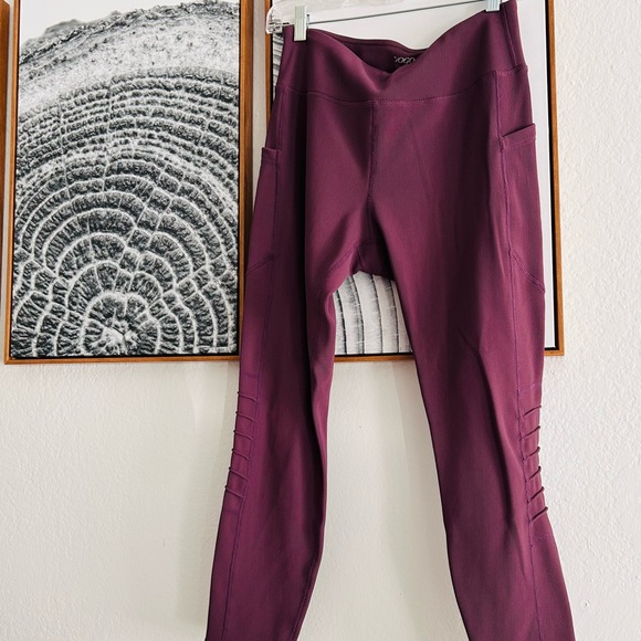 5/$25 Vogo Athletica Purple Yoga Leggings XL - Picture 1 of 1